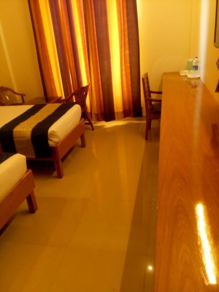 Red Carpet Hotels Noida Exteriör bild